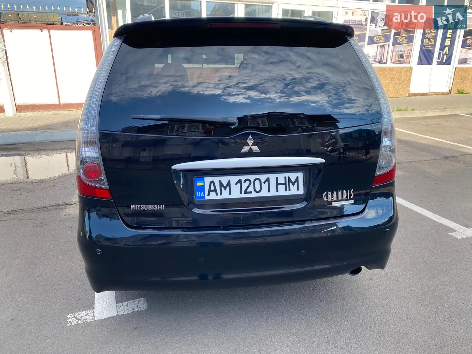 2011 Mitsubishi Grandis - мініатюра 4