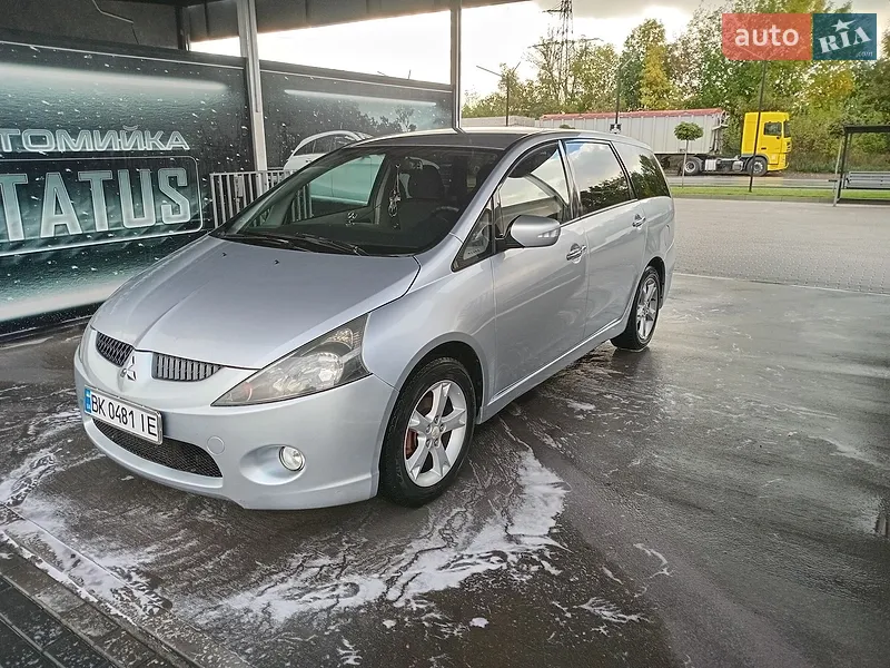 Mitsubishi Grandis