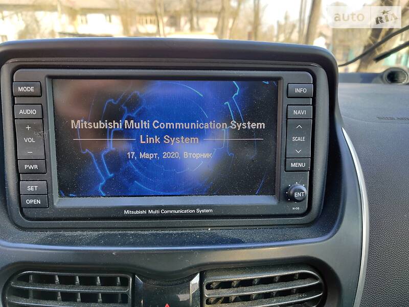 Хетчбек Mitsubishi i-MiEV 2012 в Кам'янському