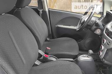 Хэтчбек Mitsubishi i-MiEV 2012 в 