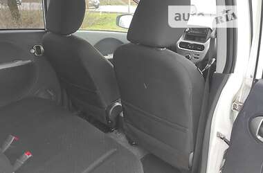 Хэтчбек Mitsubishi i-MiEV 2012 в 