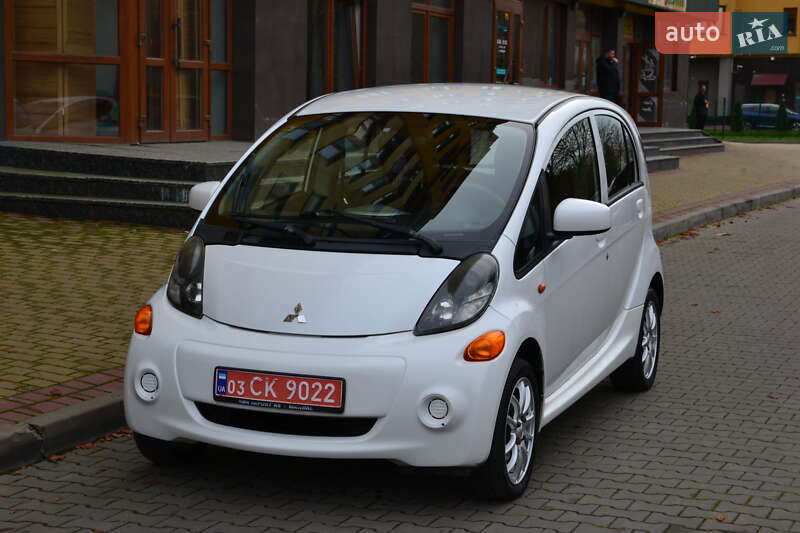 Mitsubishi i-MiEV 2013