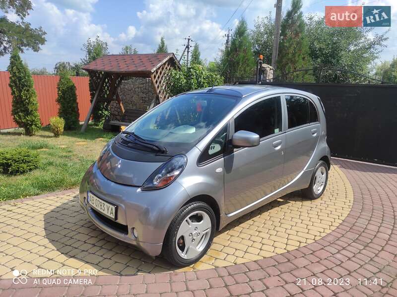 Хэтчбек Mitsubishi i-MiEV 2011 в Виннице