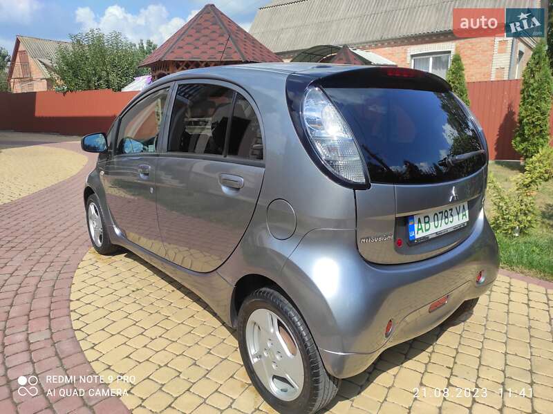 Хэтчбек Mitsubishi i-MiEV 2011 в Виннице