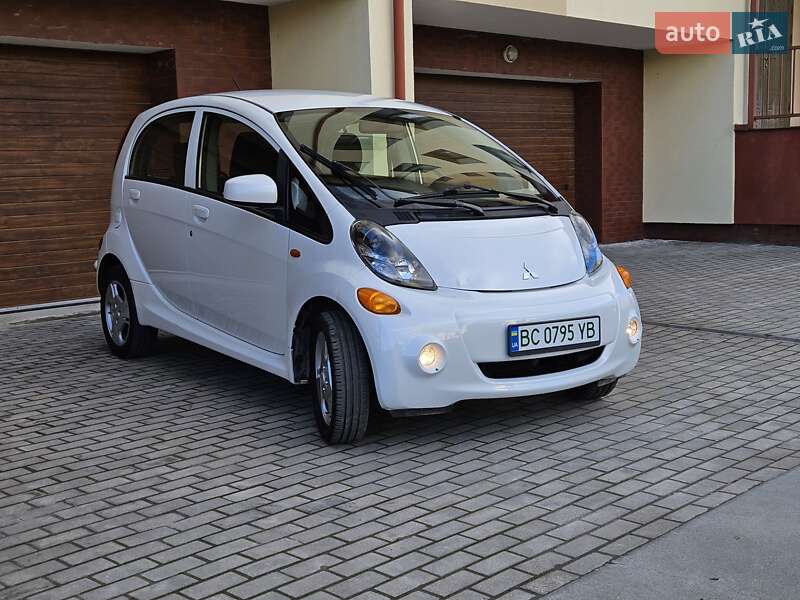 Mitsubishi i-MiEV 2015