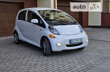 Хэтчбек Mitsubishi i-MiEV 2015 в Львове