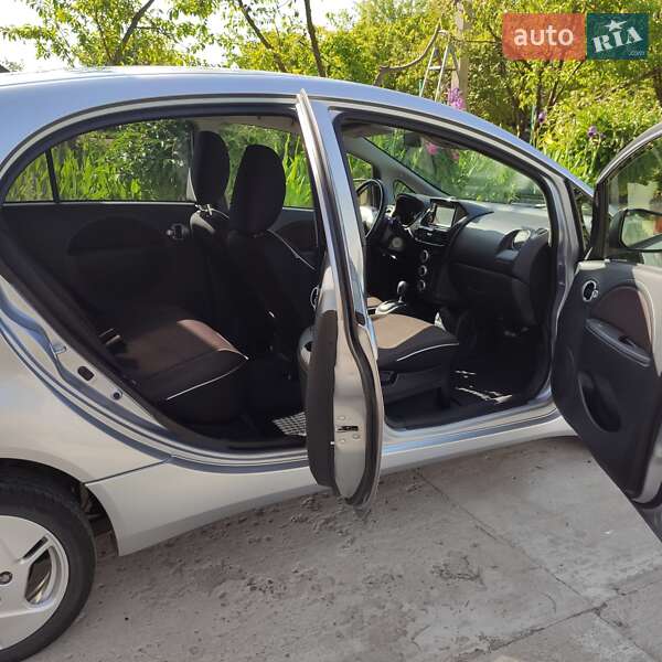 Хэтчбек Mitsubishi i-MiEV 2015 в Хмельницком