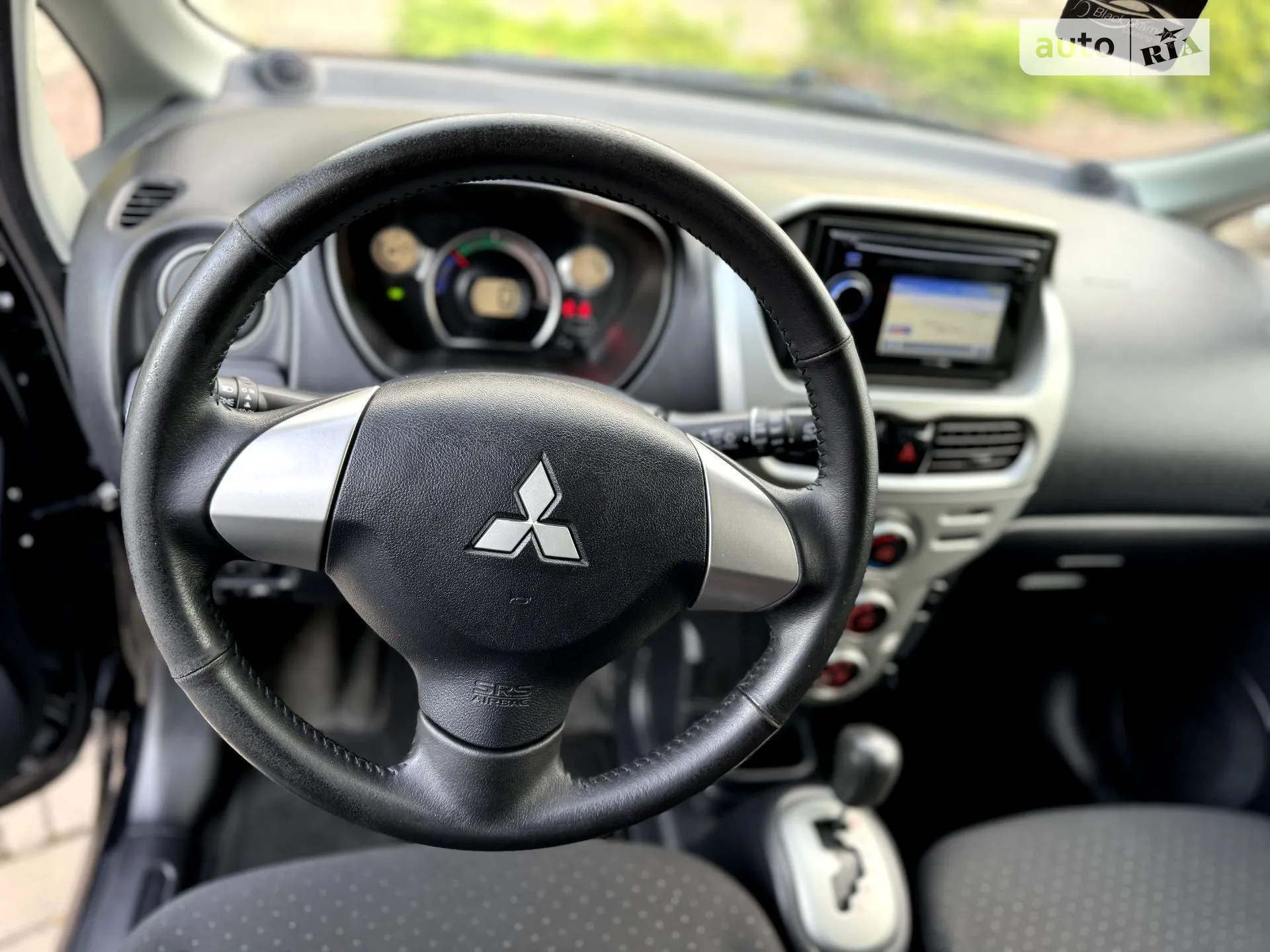 2012 Mitsubishi i-MiEV - мініатюра 9