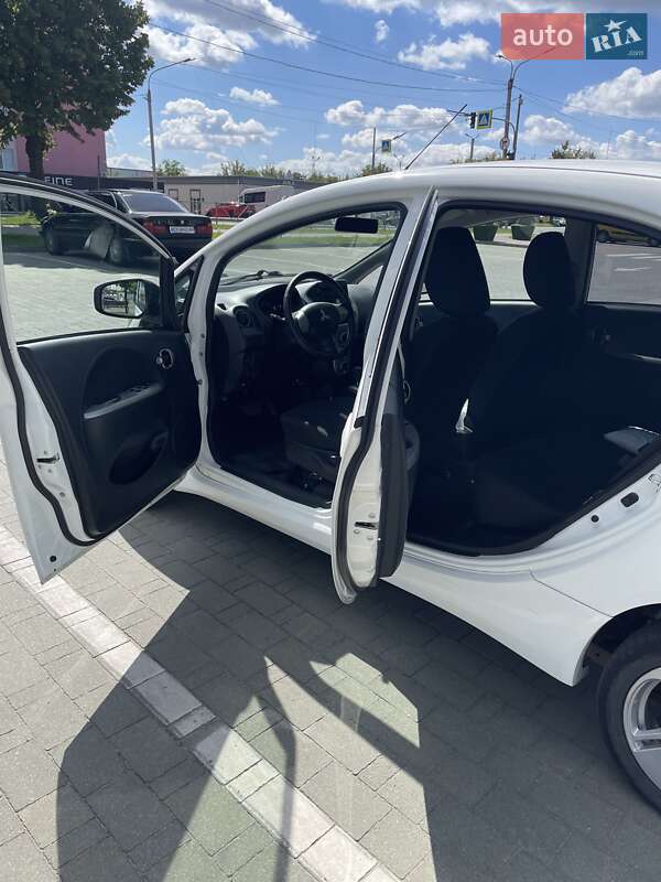 Хэтчбек Mitsubishi i-MiEV 2011 в Хмельницком