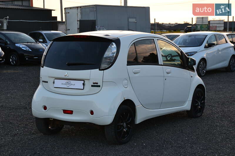 Хэтчбек Mitsubishi i-MiEV 2012 в Луцке