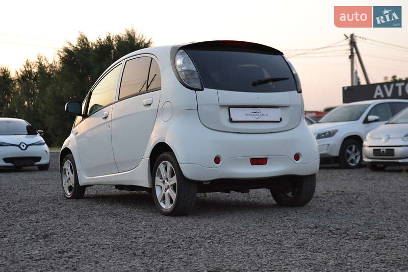 Хэтчбек Mitsubishi i-MiEV 2012 в Луцке