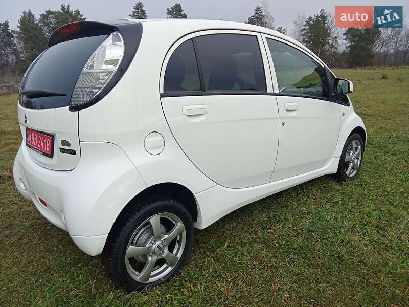 Хэтчбек Mitsubishi i-MiEV 2014 в Коломые