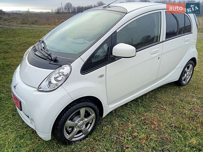 Хэтчбек Mitsubishi i-MiEV 2014 в Коломые