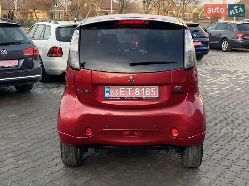 Хэтчбек Mitsubishi i-MiEV 2013 в Луцке