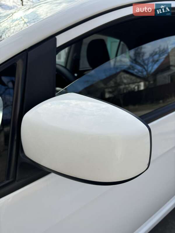 Хэтчбек Mitsubishi i-MiEV 2011 в Каменском фото 6 Хэтчбек Mitsubishi i-MiEV 2011 в Каменском