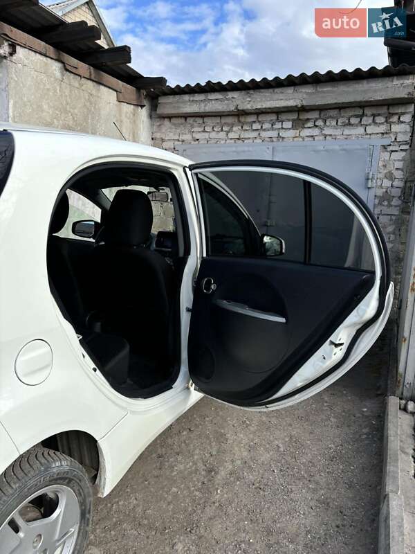 Хэтчбек Mitsubishi i-MiEV 2011 в Каменском фото 15 Хэтчбек Mitsubishi i-MiEV 2011 в Каменском