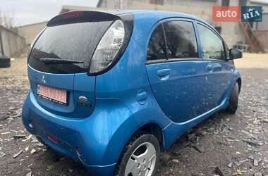 Хетчбек Mitsubishi i-MiEV 2012 в 