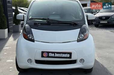Хэтчбек Mitsubishi i-MiEV 2011 в 