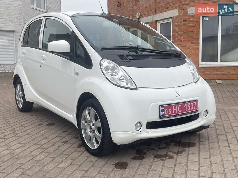 Хетчбек Mitsubishi i-MiEV 2015 в Дрогобичі