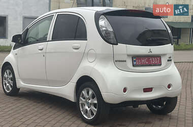Хетчбек Mitsubishi i-MiEV 2015 в 