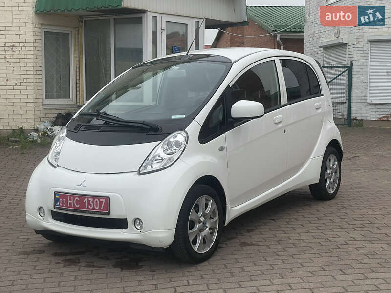 Хетчбек Mitsubishi i-MiEV 2015 в Дрогобичі