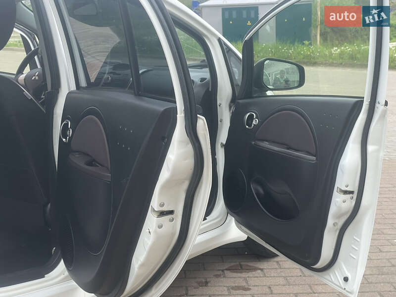 Хетчбек Mitsubishi i-MiEV 2015 в Дрогобичі