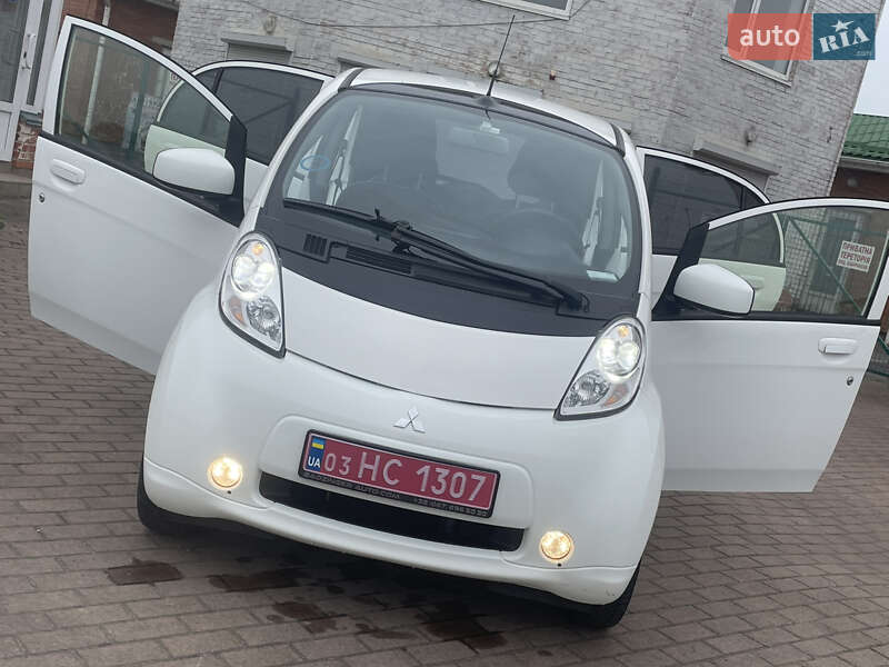 Хетчбек Mitsubishi i-MiEV 2015 в Дрогобичі