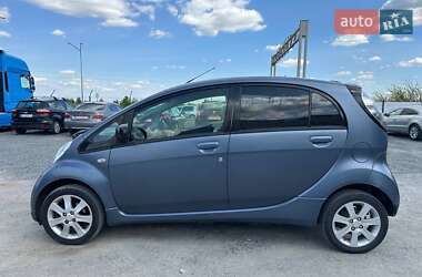 Хэтчбек Mitsubishi i-MiEV 2012 в 