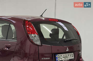 Хэтчбек Mitsubishi i-MiEV 2012 в 