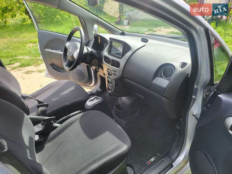 Хэтчбек Mitsubishi i-MiEV 2011 в Киеве