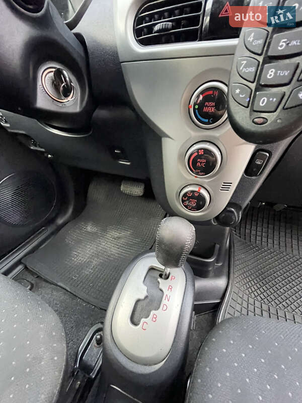 Хэтчбек Mitsubishi i-MiEV 2011 в Мироновке