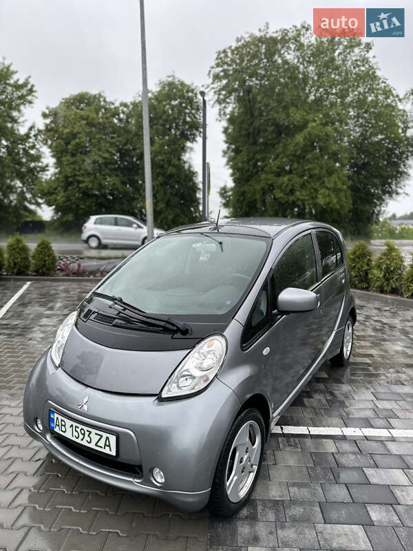 Хэтчбек Mitsubishi i-MiEV 2013 в Виннице