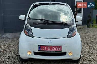 Хетчбек Mitsubishi i-MiEV 2012 в 