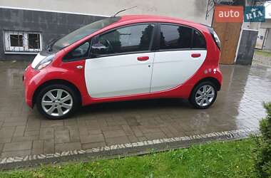 Хэтчбек Mitsubishi i-MiEV 2011 в 