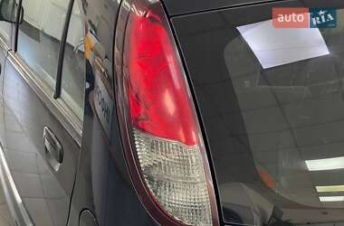 Хэтчбек Mitsubishi i-MiEV 2011 в 