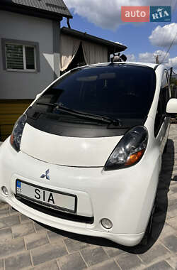 Хэтчбек Mitsubishi i-MiEV 2011 в Хмельницком