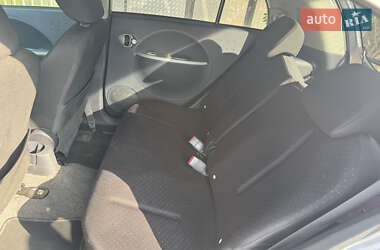 Хэтчбек Mitsubishi i-MiEV 2011 в 