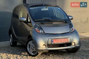 Хэтчбек Mitsubishi i-MiEV 2011 в 