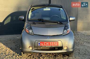 Хэтчбек Mitsubishi i-MiEV 2011 в 