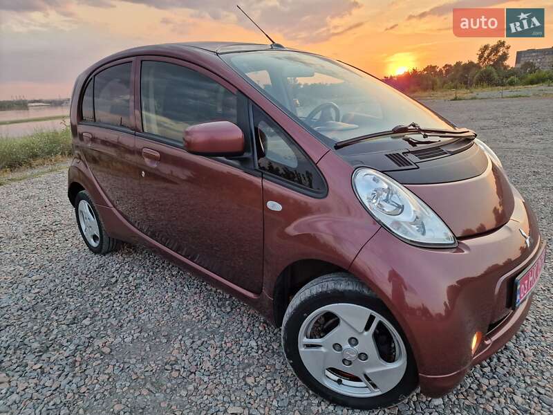Mitsubishi i-MiEV 2014
