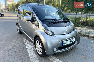 Хэтчбек Mitsubishi i-MiEV 2011 в Днепре