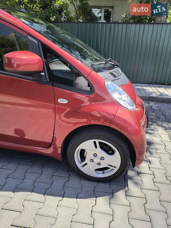 Хэтчбек Mitsubishi i-MiEV 2015 в Ивано-Франковске