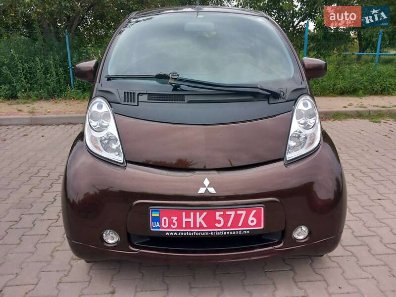 Хэтчбек Mitsubishi i-MiEV 2016 в Луцке