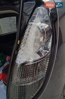 Хэтчбек Mitsubishi i-MiEV 2010 в 