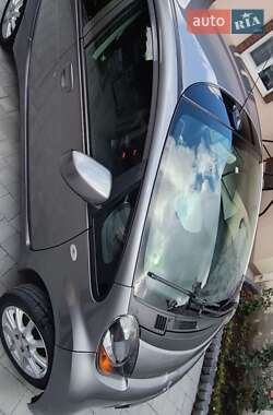 Хэтчбек Mitsubishi i-MiEV 2010 в 