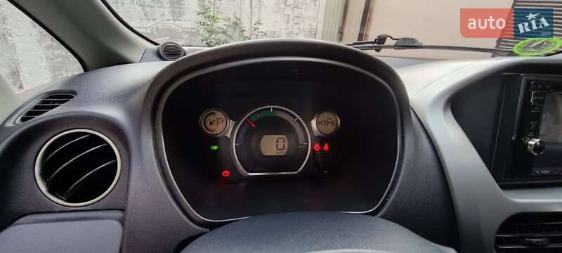 Хэтчбек Mitsubishi i-MiEV 2010 в Луцке