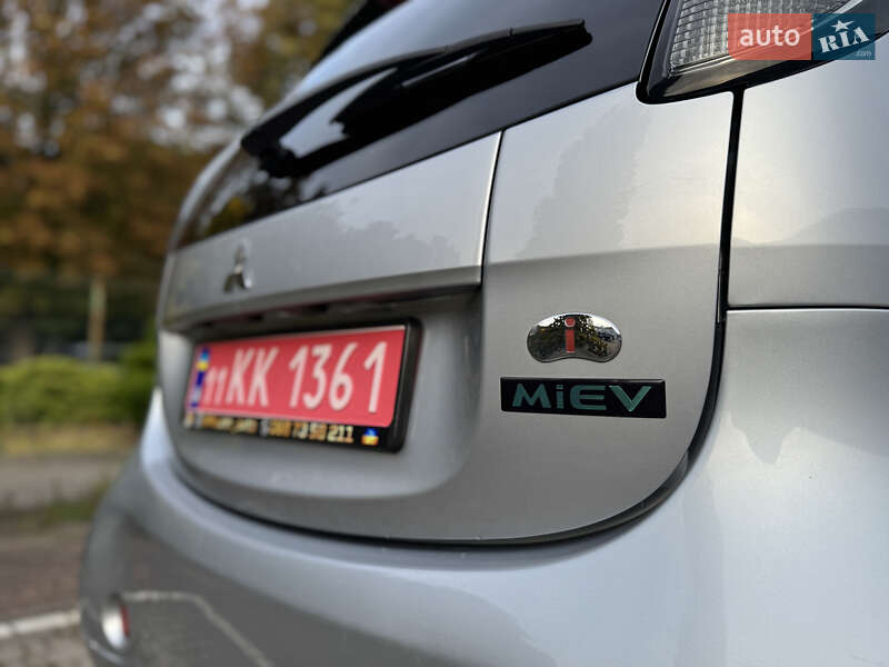 Хэтчбек Mitsubishi i-MiEV 2015 в Луцке