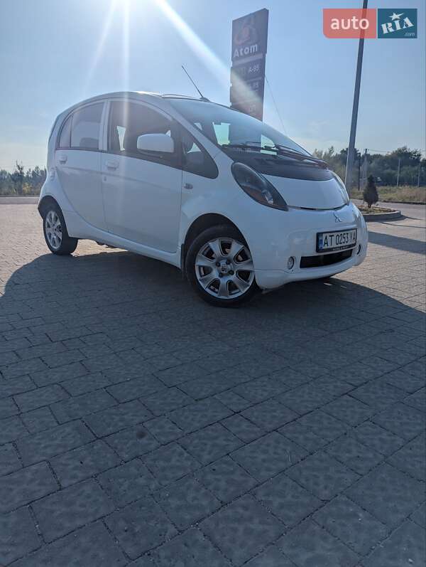 Хэтчбек Mitsubishi i-MiEV 2011 в Ивано-Франковске фото 4 Хэтчбек Mitsubishi i-MiEV 2011 в Ивано-Франковске