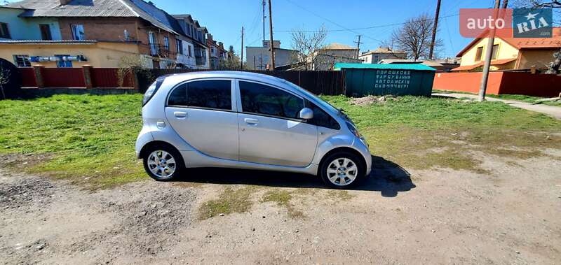 Хетчбек Mitsubishi i-MiEV 2011 в Козятині