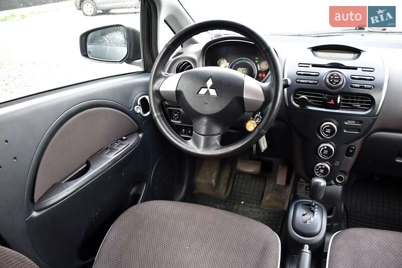 Хэтчбек Mitsubishi i-MiEV 2011 в Дрогобыче фото 19 Хэтчбек Mitsubishi i-MiEV 2011 в Дрогобыче